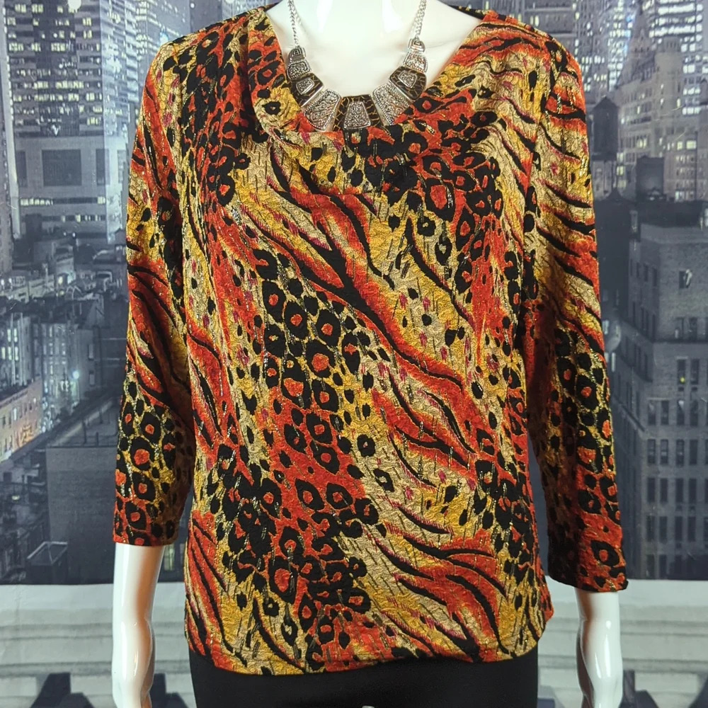 Ronni Nicole Sport sz L Vintage Animal Print 3/4 Sleeve Cowlneck Sparkling Top